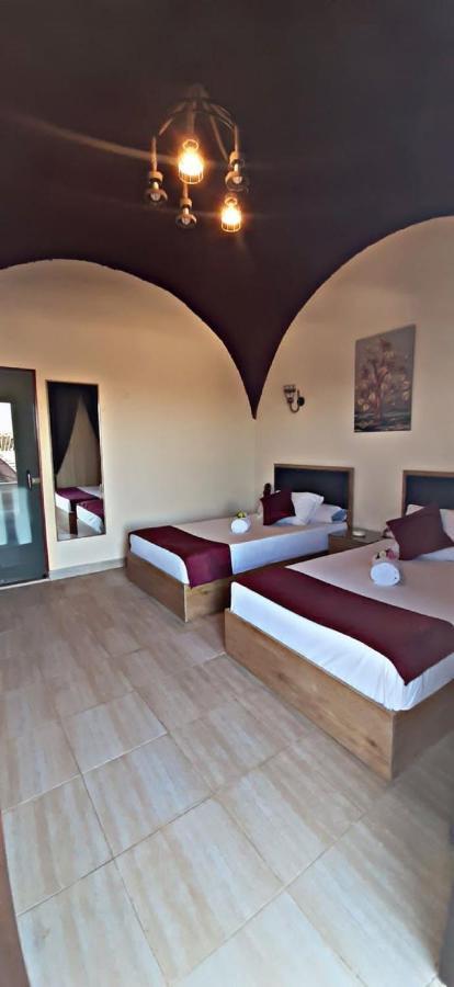 Heru Pyramids View Hotel Kairo Bagian luar foto